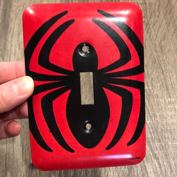 Spider-Man Nightlight and Light Switch Cover - Picture 2 of 8